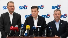 Kauza predvolebných plagátov v ČR: Súd vyhovel odvolaniu Okamurovej SPD, zákon porušený nebol