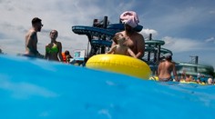 Čech a Slovák našli spôsob, ako sa zadarmo najesť v poľskom akvaparku. Chytili ich až pri druhej návšteve