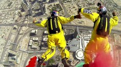 Skok z najvyššej budovy sveta: Sledujte adrenalínom nabité video!