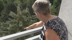 Dôchodkyňa pripravila seba aj svoju dcéru o úspory. Podvodníkom hodila z balkóna šesťcifernú sumu