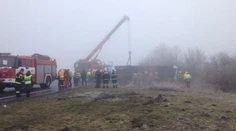 V Čechách havaroval autobus plný detí. Štyridsať z nich sa zranilo