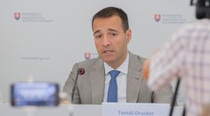 Drucker: Som pripravený na personálnu dôraznosť