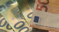 Slovenské rodiny zaskočil prístup úradníkov. Oznámili im stopku priznaných príspevkov, hoci na to nemajú právo