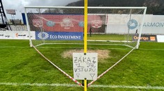 Fortunaligový zápas v Ružomberku definitívne preložilli. Na trávnik vytiekla látka ohrozujúca zdravie