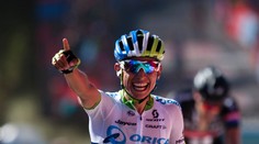 Chaves víťazom 6. etapy Vuelty, Kolumbijčan opäť v červenom
