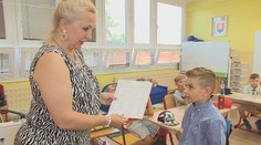 Žiaci majú za sebou posledný školský deň. Nie všetci si však prebrali vysvedčenia