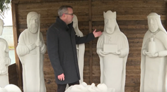 Od mikrofónu priamo do dielne. Redaktor Televíznych novín vytvoril jedinečné vianočné dielo