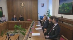 Petíciu proti baterkárni v Šuranoch neprerokovali. Na výbore nebolo dosť poslancov, neprišiel ani jeho predseda Huliak