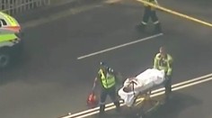 Vlak nestihol zabrzdiť a narazil. Pri havárii neďaleko Sydney sa zranilo 16 ľudí