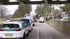 Snažili sa ho zachrániť, no museli konštatovať smrť. Muž v Prievidzi zomrel počas šoférovania