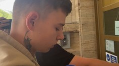 Artem, ktorý bodol tínedžera (17) v Bratislave, svoj čin ľutuje. Tvrdí, že ho omámili drogami