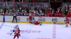 VIDEO: Jubilejný zápas nedohral. Slafkovský nešetrne narazil protihráča, šiel predčasne pod sprchy