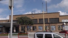 Dôležitý dopravný úzol má jednu z najotrasnejších staníc. Mesto vytiahlo petíciu