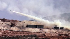 Sýrske štátne médiá hlásia raketový útok na vojenské letisko v Homse