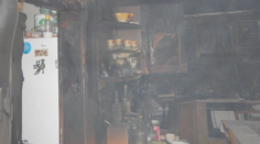 Stačilo pár minút a päťčlenná rodina stratila strechu nad hlavou. V Kozárovciach im vyhorel dom