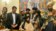 Taliban oznámi zloženie svojej vlády možno už v piatok, po tradičných modlitbách