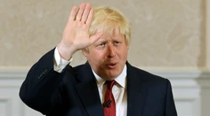 Theresa Mayová si vybrala za ministra zahraničia Borisa Johnsona