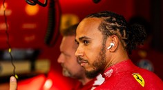Lewis Hamilton priznal náročnú adaptáciu vo Ferrari: Integrácia do nového tímu neprebieha hladko