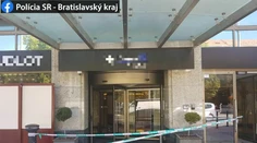 Ozbrojená lúpež v centre Bratislavy: Prepadli predajňu luxusných hodiniek