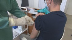 Máte po očkovaní zdravotné komplikácie a chcete odškodné? Vymôcť si ho však nie je jednoduché