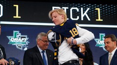 Prvé kolo NHL draftu bez Slovákov, no s Čechmi. Jednotkou sa stal Dahlin