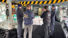 Kapitálny úlovok. Neďaleko populárnej európskej destinácie zadržali rekordné množstvo kokaínu