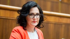 Záujem o učiteľstvo nerastie, ale upadá, reaguje prezident komory učiteľov na ministerku školstva
