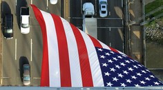 Irán zadržiava desať amerických námorníkov