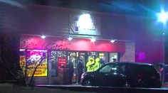 Muž začal strieľať do ľudí pred obchodom. Šiesti sú ranení, dvaja mŕtvi