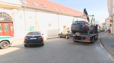 Zrekonštruovali sme šokujúci prípad odťahu auta s malým dieťaťom. Výsledok je jednoznačný