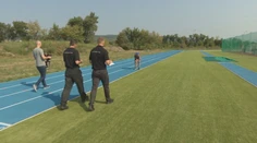 Nové kritériá zdatnosti pre policajtov: To, čo sa od nich vyžaduje za dve minúty, školák zvládol za polovicu času