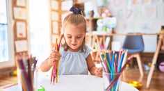 Škôlky praskajú vo švíkoch. Nemáme kde umiestniť naše deti, nie ešte ukrajinské