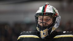 VIDEO: Brutálny zákrok na hlavu brankára spustil hromadnú bitku. Hlavný vinník trestu neunikol