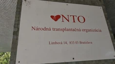 Poslanci sa budú pýtať v NTO na vývozy pupočníkovej krvi od slovenských darkýň do zahraničia
