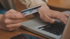 To, čo kedysi stálo aj 20 eur, je dnes úplne zadarmo. Všetky slovenské banky spustili novinku