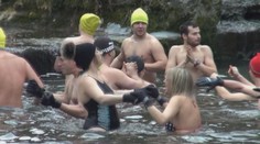 Otužilci sa ponorili do ružomberského Bieleho Potoku