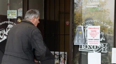 Nezaočkovaní a tí, čo covid neprekonali, sa dostanú už iba do esenciálnych prevádzok. Tu je zoznam