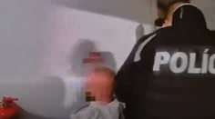 VIDEO: Krik a volanie o pomoc v Petržalke. Policajti spacifikovali muža, ktorý mal fyzicky napádať expriateľku