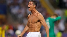 Barcelona senzačne prehrala s Alavesom, Ronaldov gólový návrat