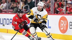 Columbusu sa podaril skvelý obrat, Toronto opäť nenašlo recept na Detroit. Pittsburgh rozstrieľal Chicago