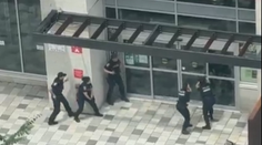 VIDEO: Streľba v Montreale. Šialenec tam zabil policajta, ďalší bojuje o život