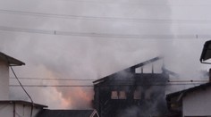 Na dom v Japonsku sa zrútil vojenský vrtuľník, posádka zrejme neprežila
