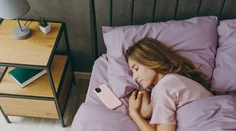 Mobily vysielajú žiarenie, ktoré môže prispieť k vzniku rakoviny