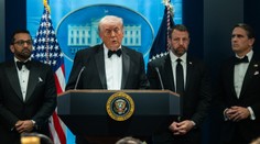 Streľba počas večere s Trumpom. Hostia sa skrývali pod stolmi, prezidenta evakuovali