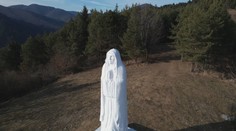 Pracoval ako vodič či automechanik. Pavol však vyrába sochy, ktoré lákajú turistov