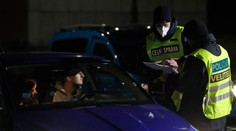 Českí colníci zabavili špekulantom státisíce rúšok, zrejme ich chceli vyviezť z Česka