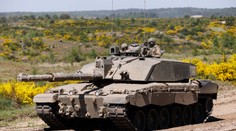 Keď zasiahne ruské bojové vozidlo, zostanú len skrutky a matice, pochvaľujú si európskeho „zabijaka“ Ukrajinci