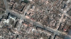 Ruské jednotky sa nesťahujú, ale iba preskupujú. Ich cieľom je zničiť našu obranu na východe, varuje Ukrajina