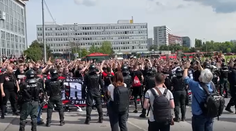 Tisíce fanúšikov Trnavy pricestovali do Bratislavy vlakom, rizikový zápas sa zaobišiel bez vážnych incidentov