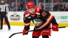 NHL: Prepisovali sa štatistiky. Za Detroit nastúpil najstarší hráč od čias legendárneho Nedomanského